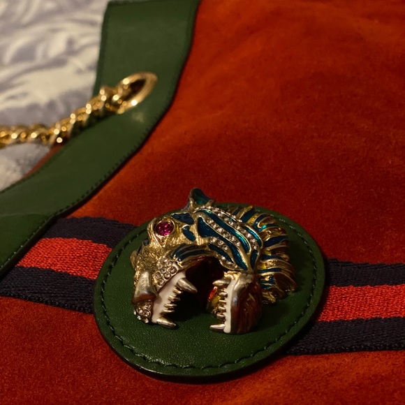 Gucci Medium Suede Rajah - Picture 5 of 10